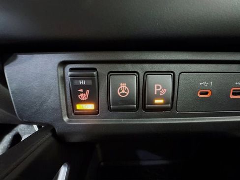New 2026 Nissan Frontier SV w/ All-Weather Content Package AWD/4WD image 18