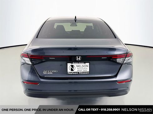 Used 2023 Honda Accord EX image 6