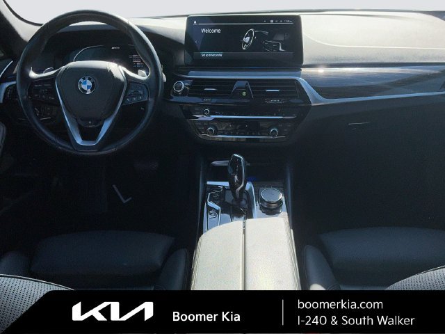 Used 2023 BMW 530e xDrive AWD/4WD image 15