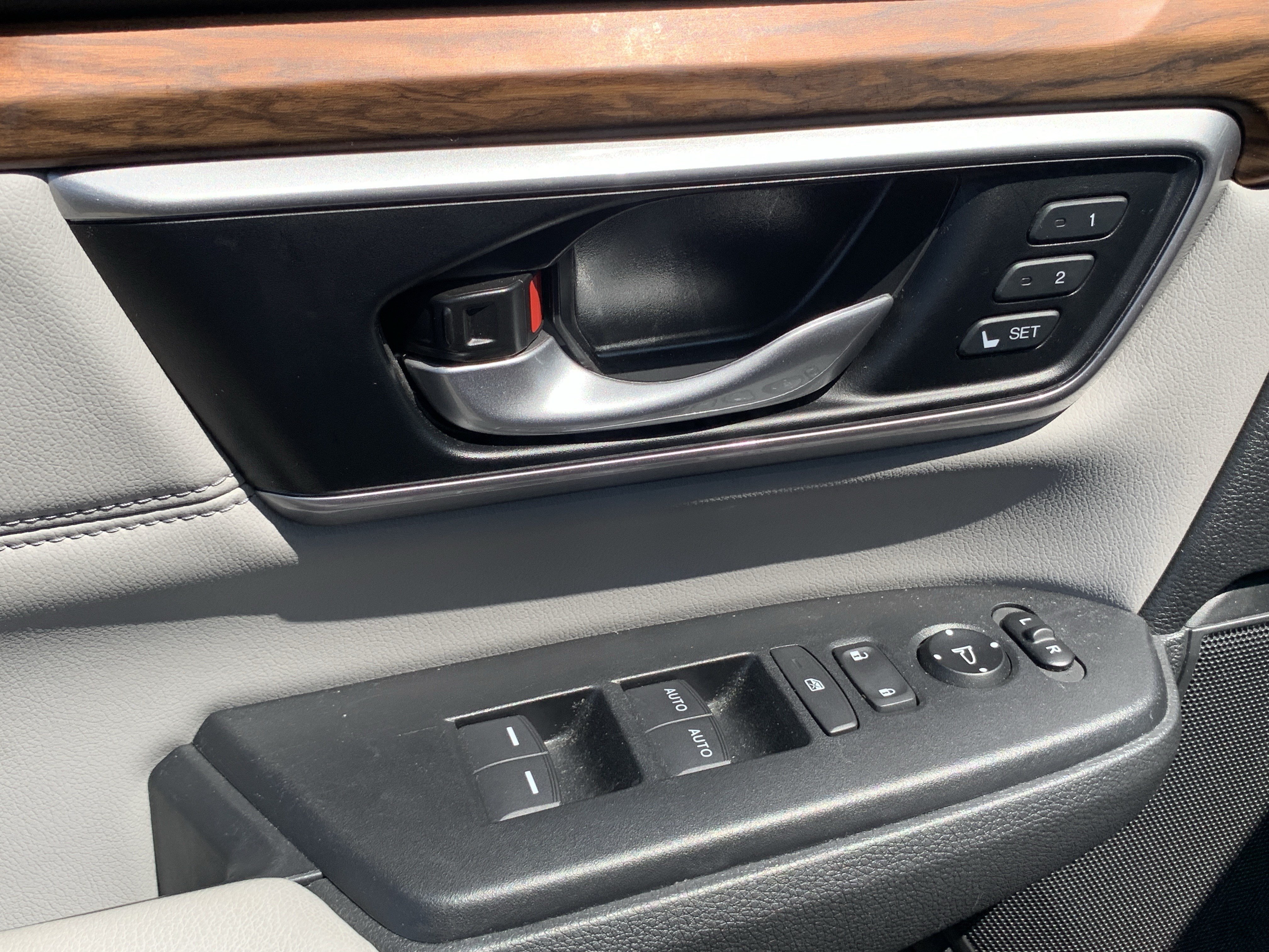 Used 2020 Honda CR-V EX-L image 15