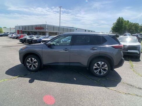 Certified 2023 Nissan Rogue SV w/ SV Premium B Package AWD/4WD image 8