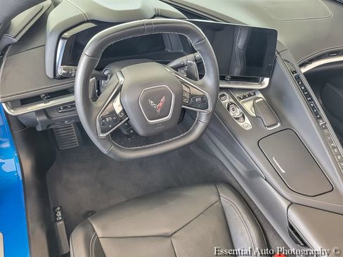 Used 2024 Chevrolet Corvette Stingray Preferred Cpe w/ Battery Protection Package RWD image 8