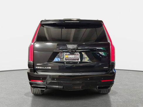 Used 2025 Cadillac Escalade Sport w/ Touring Package AWD/4WD image 4