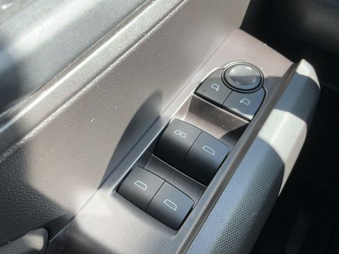 Used 2026 Chevrolet Colorado Trail Boss AWD/4WD image 14