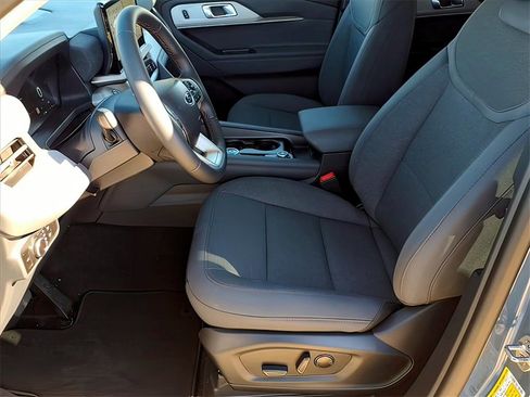 New 2026 Ford Explorer Active image 15