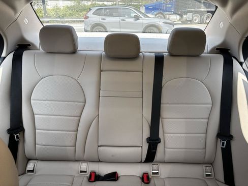 Used 2018 Mercedes-Benz C 300 4MATIC Sedan w/ Premium Package image 18