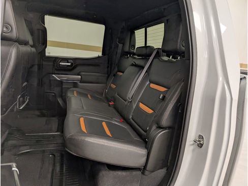 Used 2021 GMC Sierra 1500 AT4 w/ AT4 Value Package image 16
