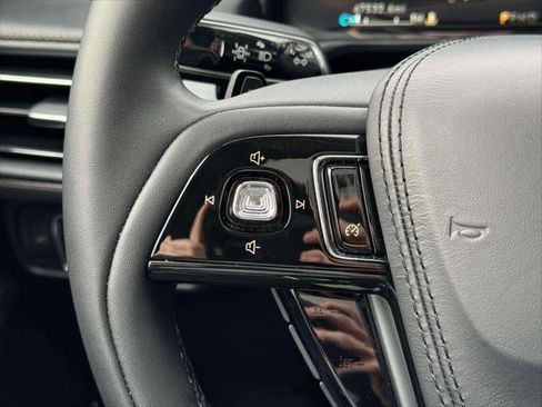 Used 2022 Lincoln Aviator AWD w/ Premium Package image 22