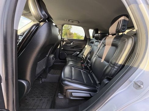 Used 2020 Lincoln Corsair AWD w/ Equipment Group 101A image 23