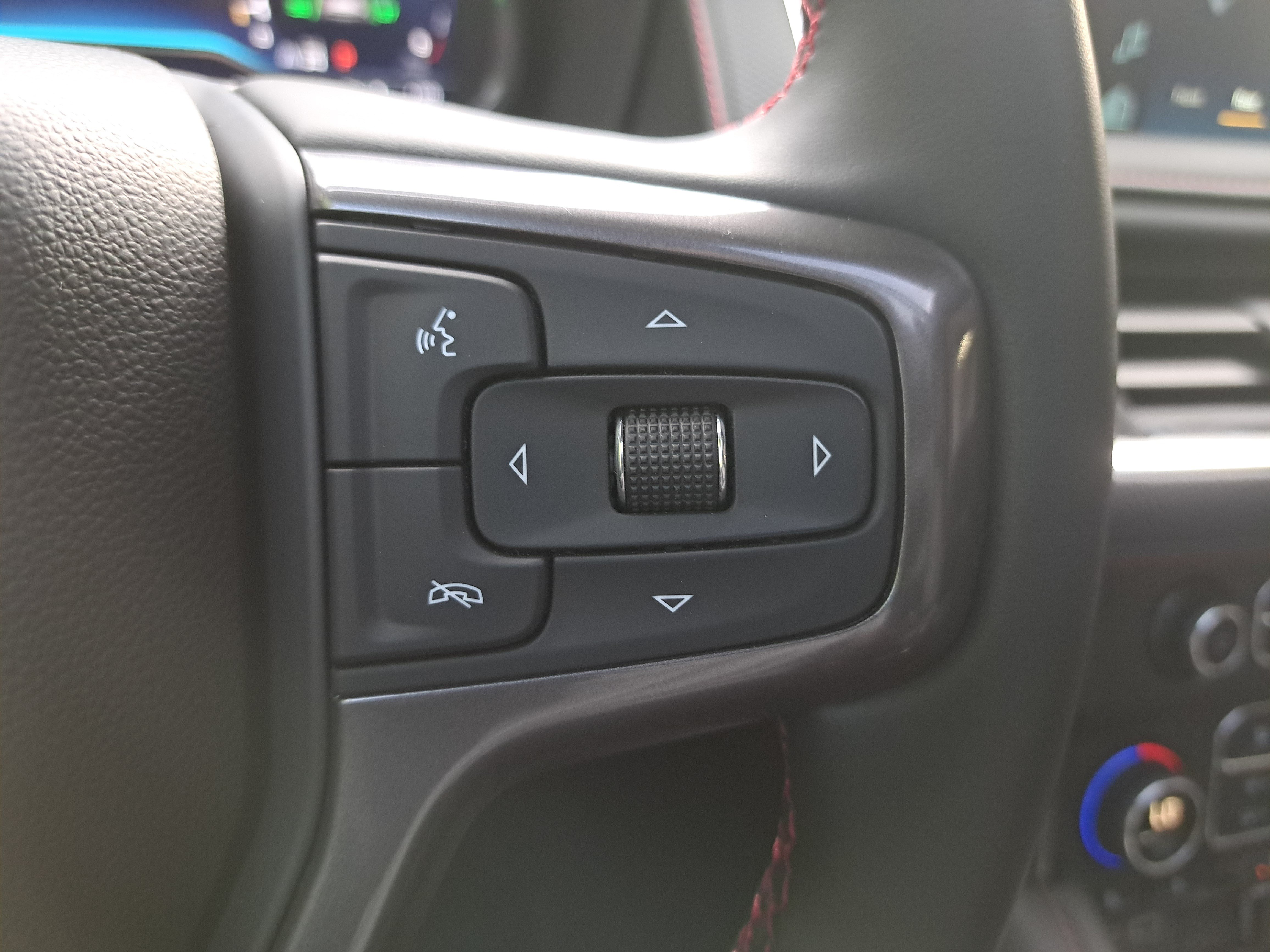 Used 2024 Chevrolet Tahoe RST w/ Luxury Package AWD/4WD image 20