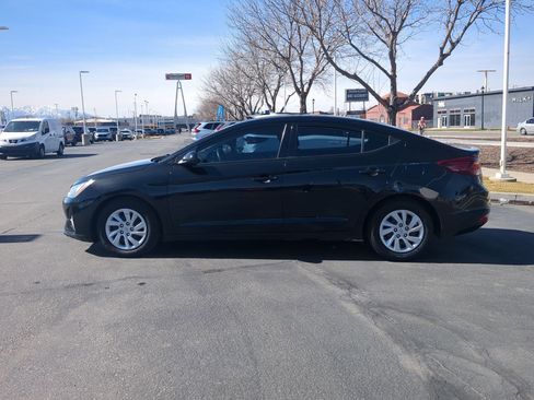 Used 2020 Hyundai Elantra SE w/ Cargo Package (C1) image 9