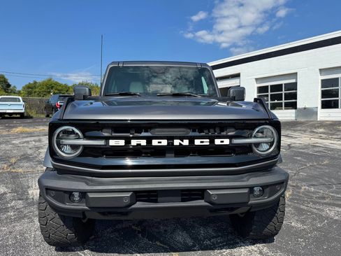 Used 2022 Ford Bronco Outer Banks image 3