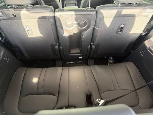 Used 2023 Honda Pilot Elite image 8