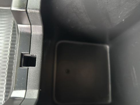 Used 2024 Jeep Grand Cherokee L Laredo image 21