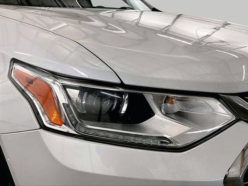Used 2019 Chevrolet Traverse LT w/ LT Premium Package AWD/4WD image 29