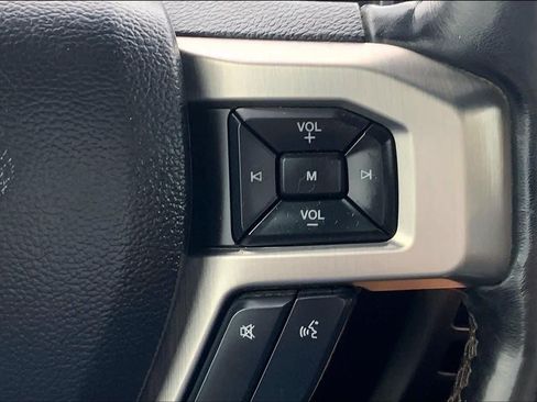 Certified 2019 Ford F150 Platinum w/ Equipment Group 701A Luxury AWD/4WD image 25