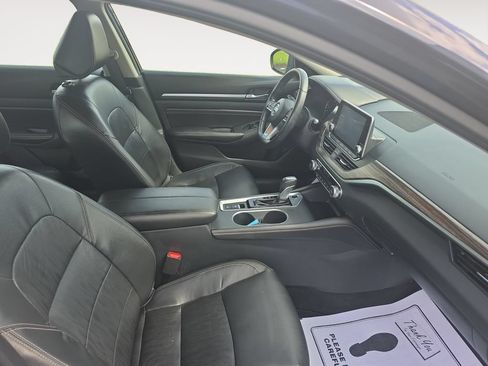 Used 2019 Nissan Altima 2.5 Platinum AWD/4WD image 15