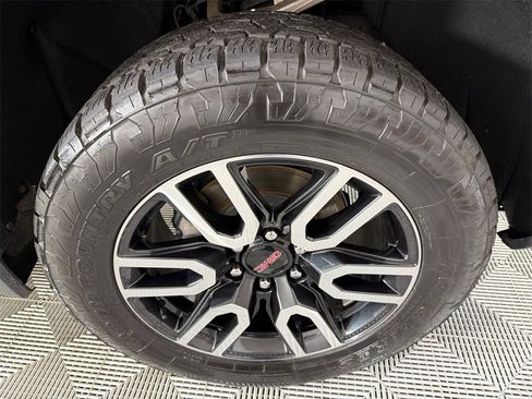 Used 2024 GMC Sierra 1500 AT4 w/ Technology Package image 13