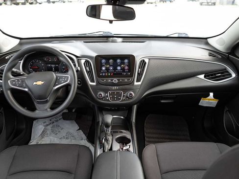 Used 2024 Chevrolet Malibu LT FWD image 14