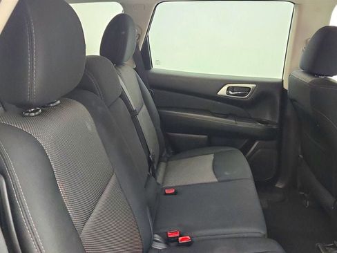 Used 2019 Nissan Pathfinder SV w/ SV All Weather Package AWD/4WD image 23