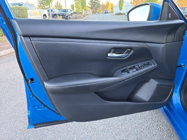 Used 2025 Nissan Sentra SV FWD image 16