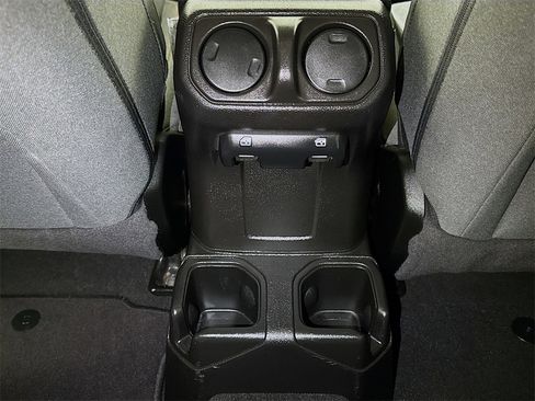 Used 2024 Jeep Wrangler Sport S image 21