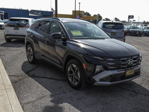 Used 2026 Hyundai Tucson SEL FWD image 3