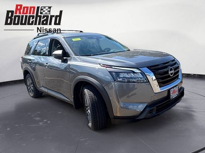 New 2025 Nissan Pathfinder SV