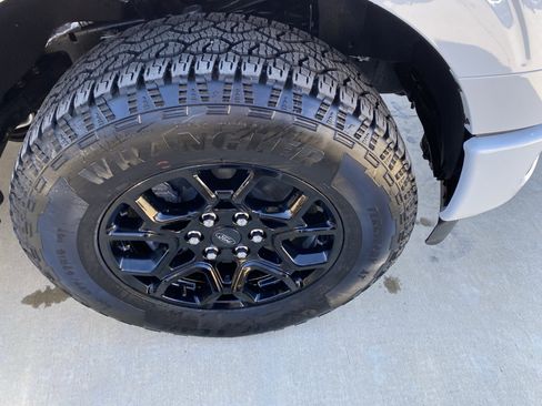 Used 2025 Ford F150 XLT w/ Equipment Group 302A MID image 5