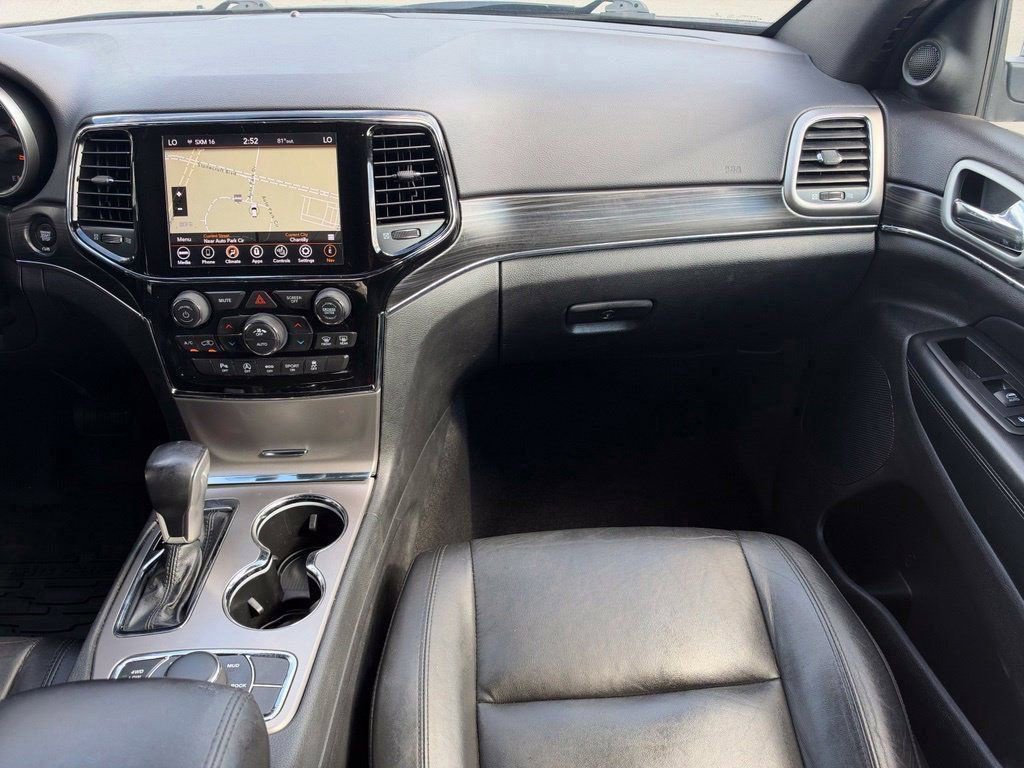 Used 2021 Jeep Grand Cherokee Limited AWD/4WD image 16