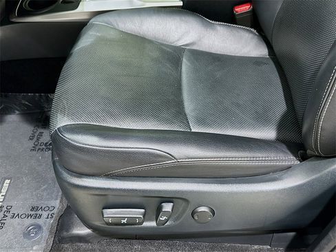 Used 2024 Toyota 4Runner Limited image 20