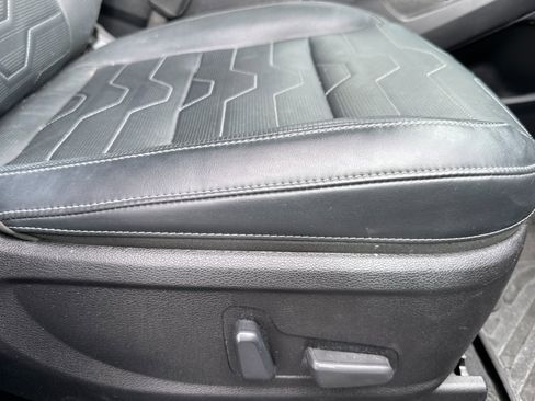 Used 2022 Kia Telluride SX w/ SX Prestige Package image 22