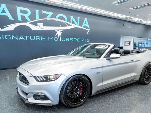 Used 2015 Ford Mustang GT Premium RWD image 1