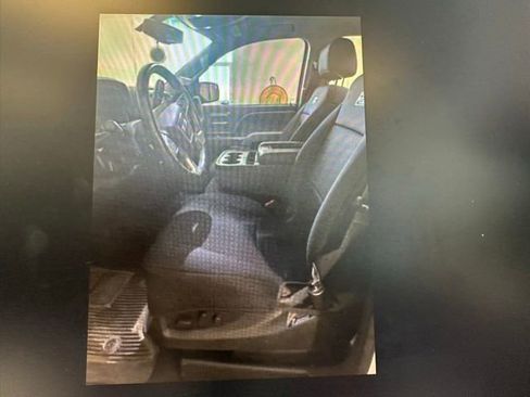 Used 2017 GMC Sierra 1500 SLE w/ SLE Value Package AWD/4WD image 5