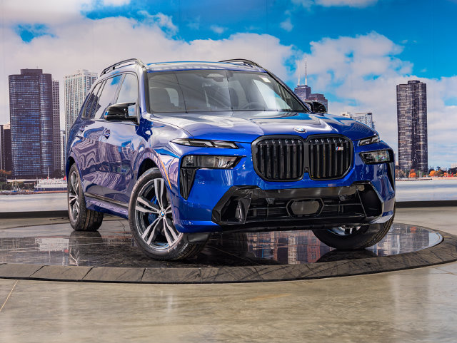 Used 2026 BMW X7 M60i w/ M Sport Professional Package AWD/4WD image 1