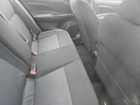 Used 2025 Nissan Versa SV image 13