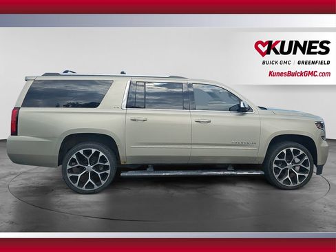Used 2015 Chevrolet Suburban LTZ AWD/4WD image 12