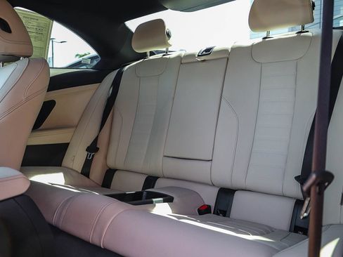 Used 2024 BMW 230i Coupe w/ Premium Package RWD image 19