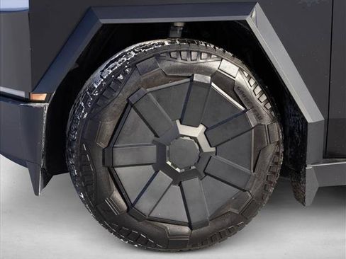 Used 2024 Tesla Cybertruck Cyberbeast image 9