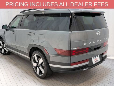 Used 2024 Hyundai Santa Fe Limited FWD image 3