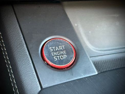 Used 2018 Audi S4 Premium Plus w/ Navigation Package image 23