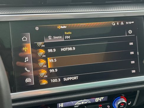 Used 2025 Audi Q3 2.0T Premium image 18