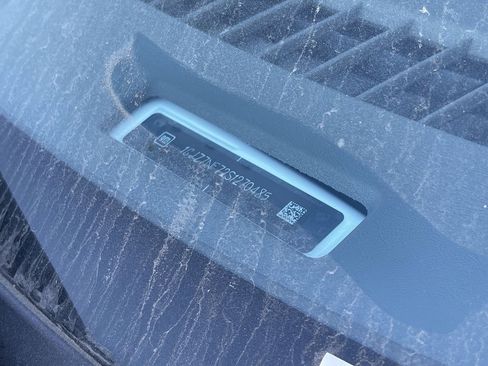 New 2025 GMC Savana 3500 LS image 33