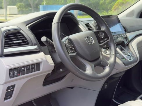Used 2020 Honda Odyssey EX-L image 9