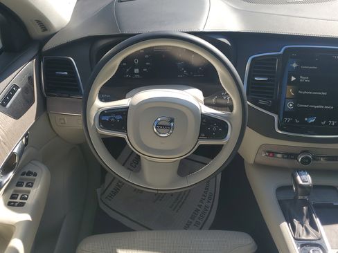 Used 2021 Volvo XC90 T6 Inscription w/ Advanced Package image 18