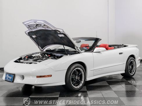 Used 1995 Pontiac Firebird Trans Am image 39