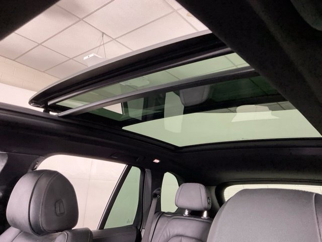 Used 2022 BMW X5 xDrive40i w/ Premium Package AWD/4WD image 23