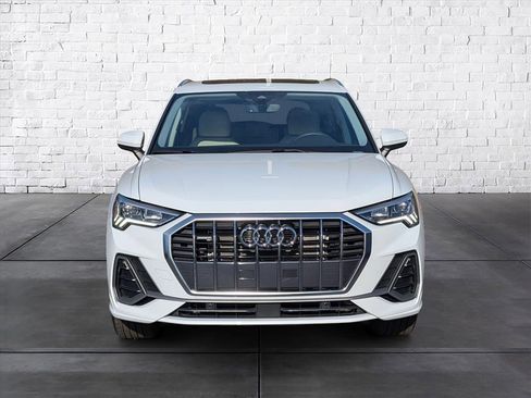 Certified 2025 Audi Q3 2.0T Premium Plus w/ Premium Plus Package image 3