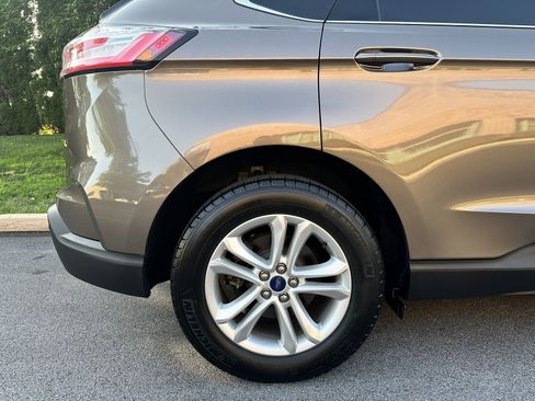 Used 2019 Ford Edge SEL w/ Equipment Group 201A AWD/4WD image 37