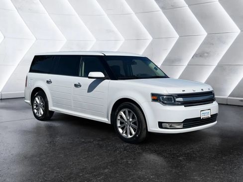 Used 2019 Ford Flex Limited FWD image 7